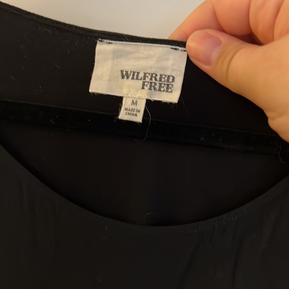 Aritzia Wilfred Free Teigen black Rayon short sleeve midi Dress size M - Picture 4 of 8